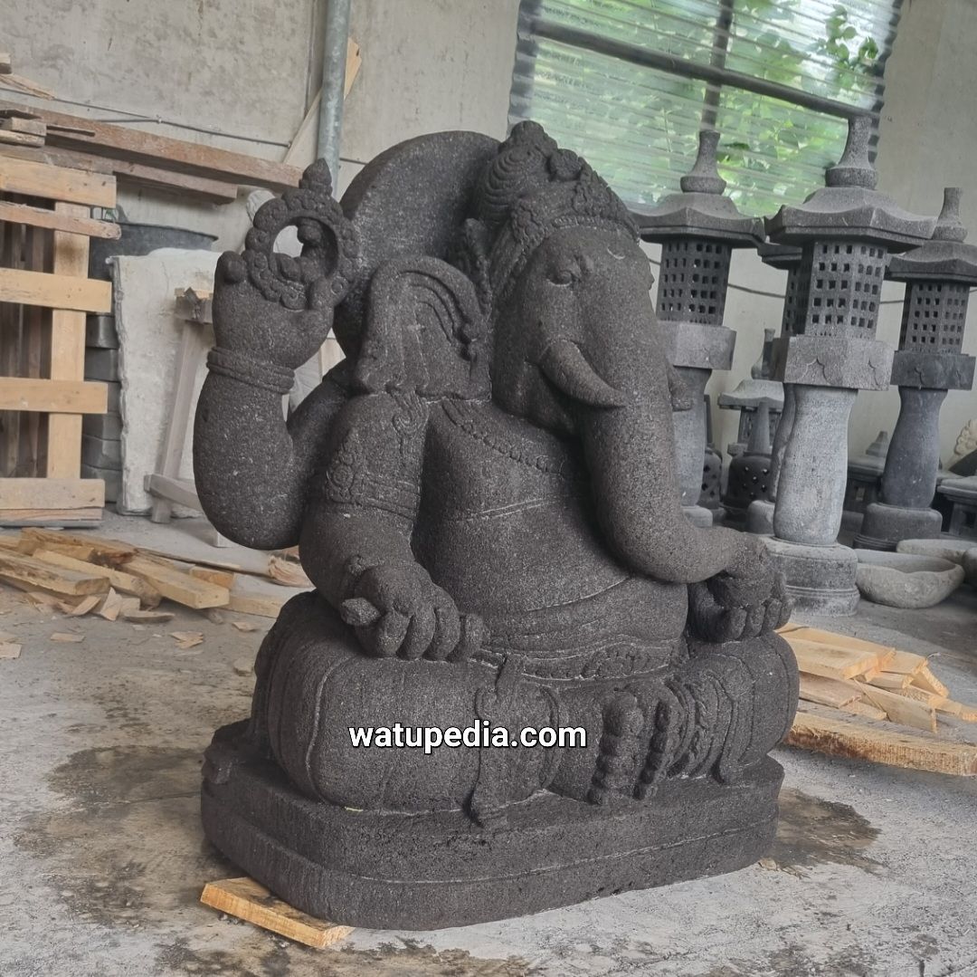 patung ganesa batu candi