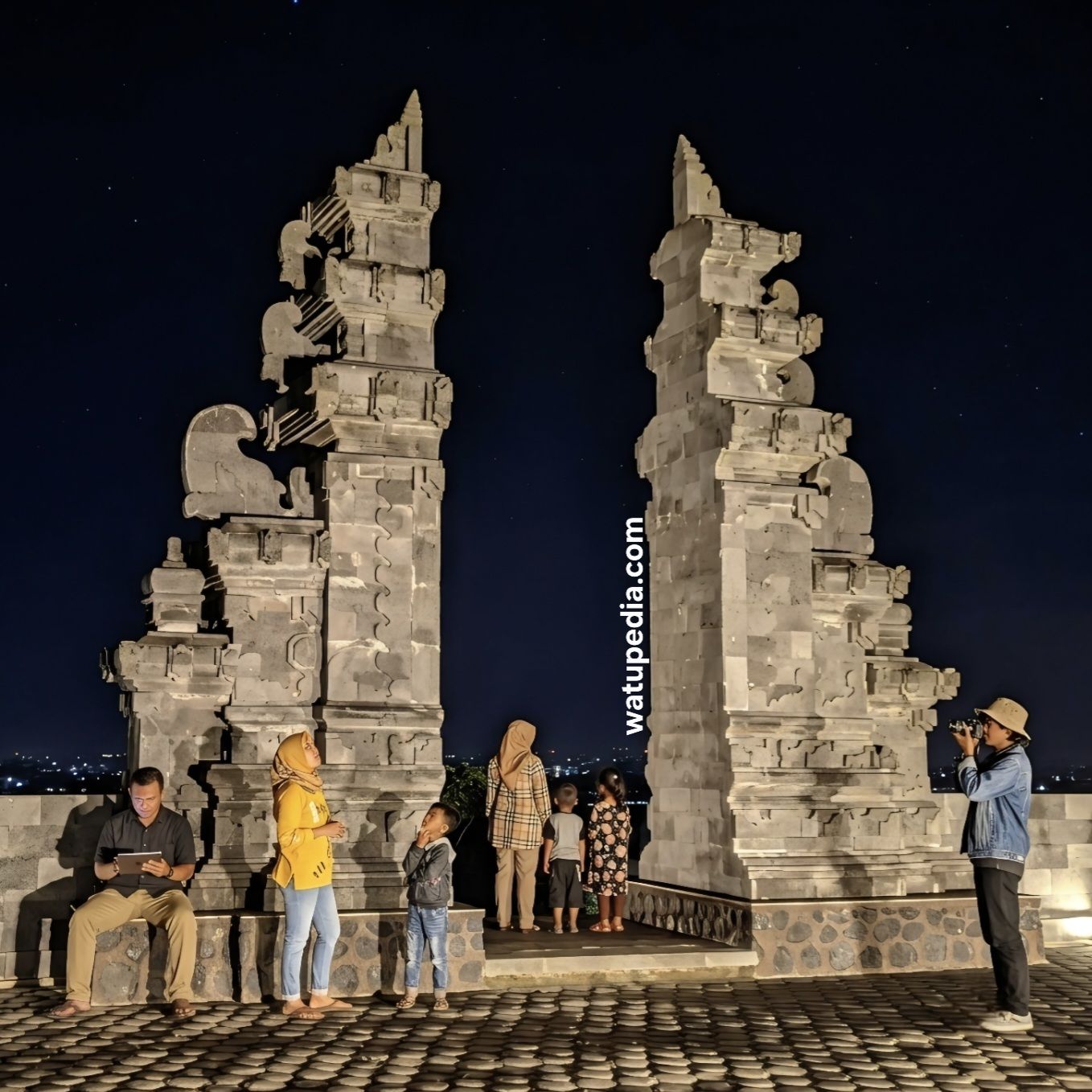 gapura bali pre cast batu tempel tinggi 6 meter